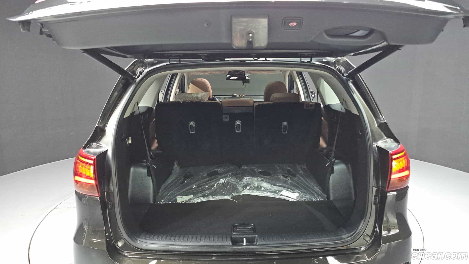 Sorento Kia 2019.2-OPTION-024