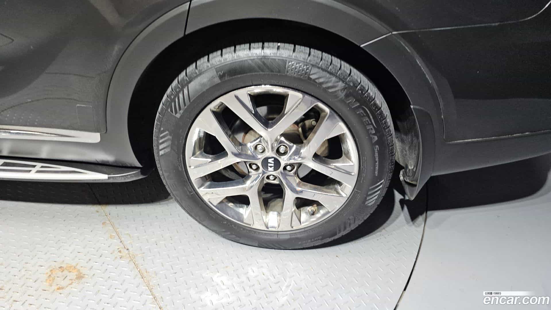 Sorento Kia 2019.2-OUTER-031