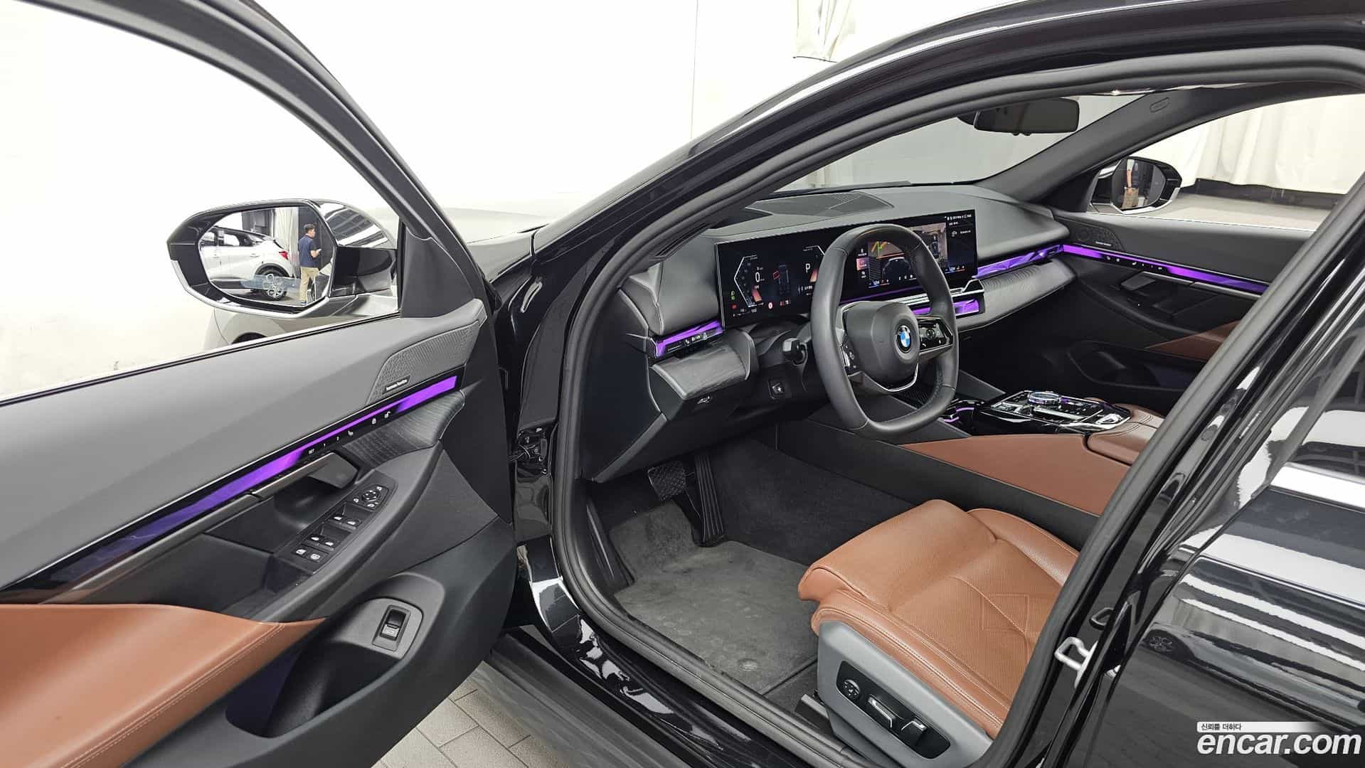 5-Series BMW 2023.11-INNER-010