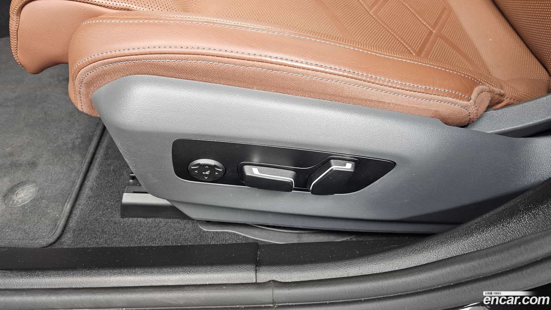 5-Series BMW 2023.11-OPTION-043