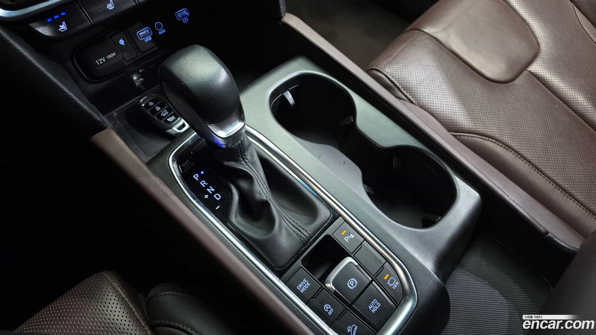 Santafe Hyundai 2018.8-INNER-009