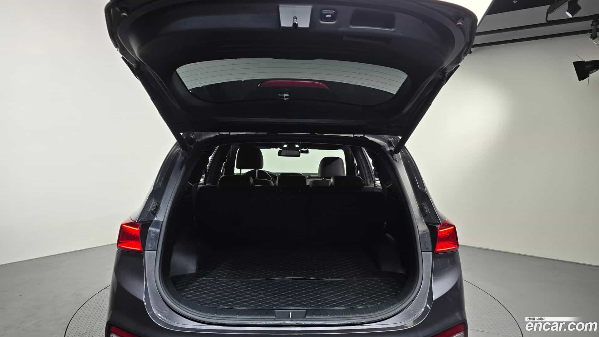 Santafe Hyundai 2018.8-OPTION-023