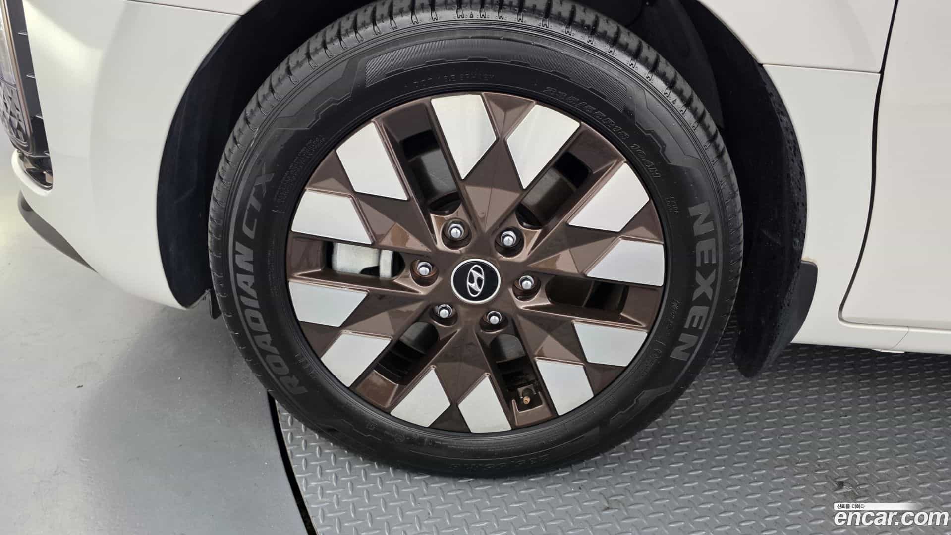 Staria Hyundai 2024.3-OUTER-005
