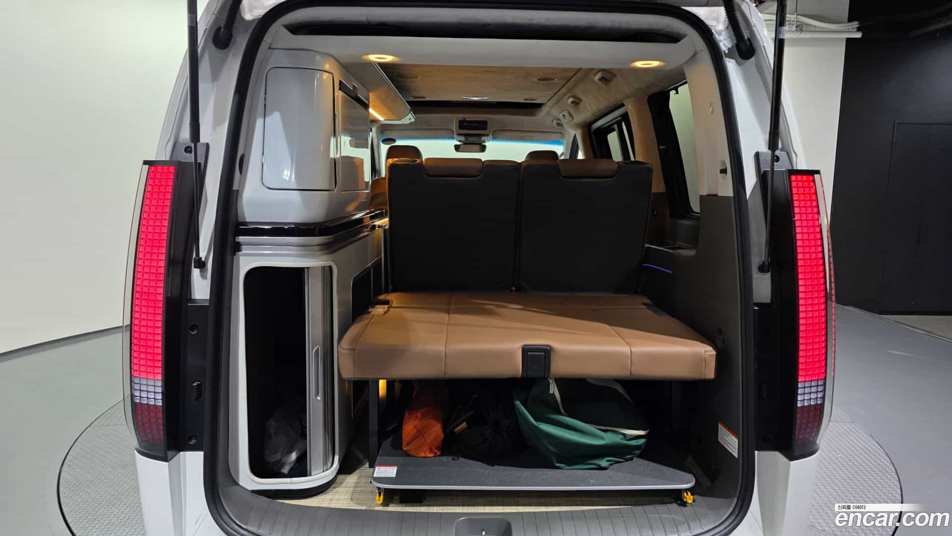 Staria Hyundai 2024.3-OPTION-024