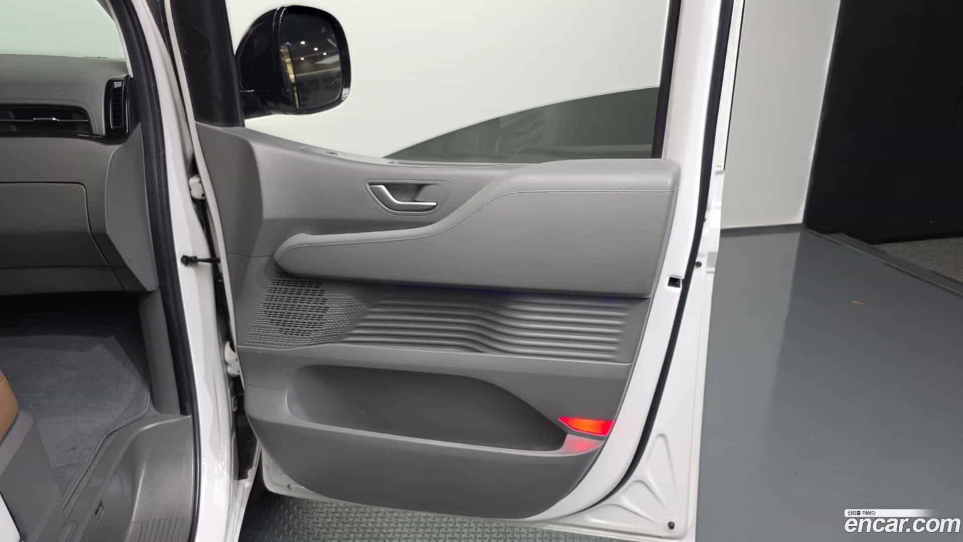 Staria Hyundai 2024.3-INNER-035