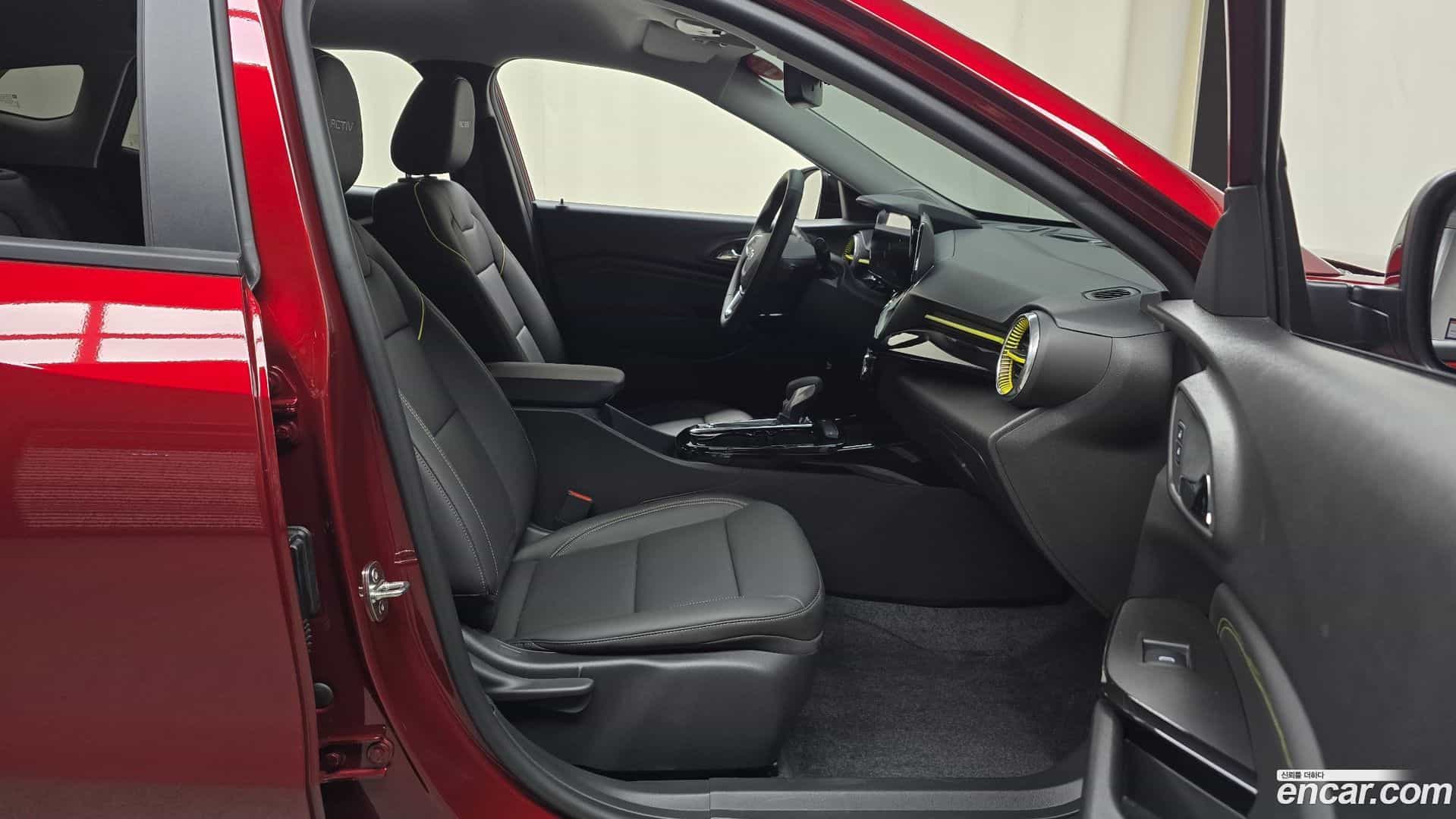 Trax Chevrolet 2023.3-INNER-036