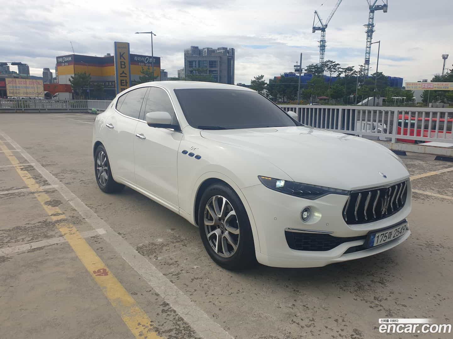 Levante Maserati 2022.4-OUTER-002