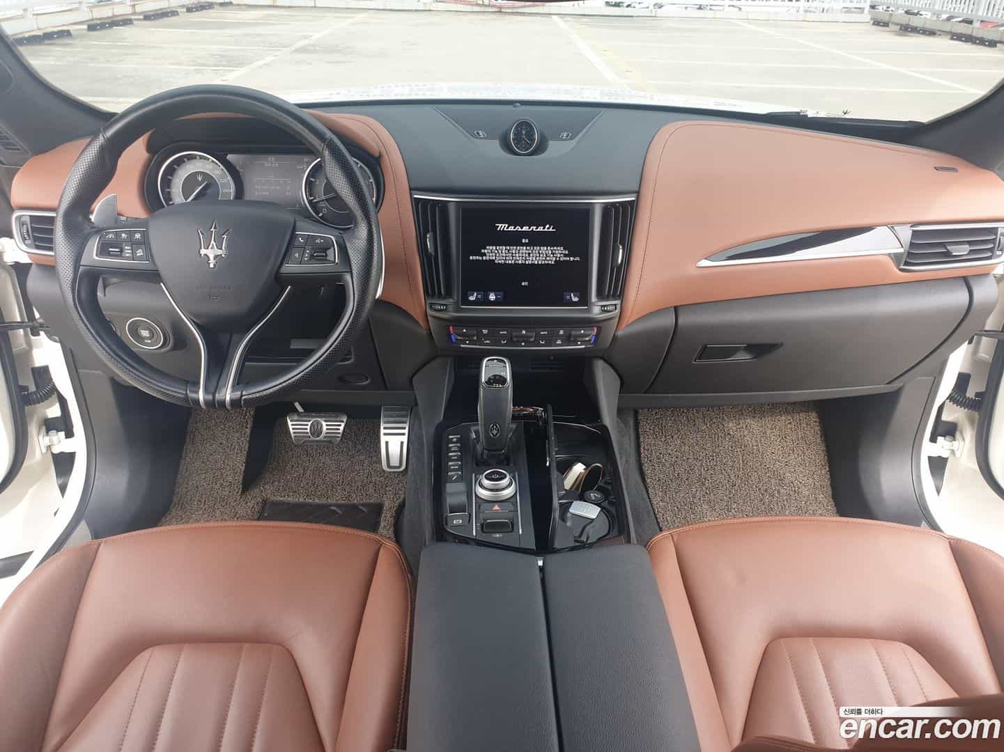 Levante Maserati 2022.4-INNER-008