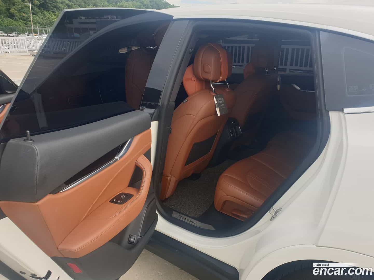 Levante Maserati 2022.4-INNER-010