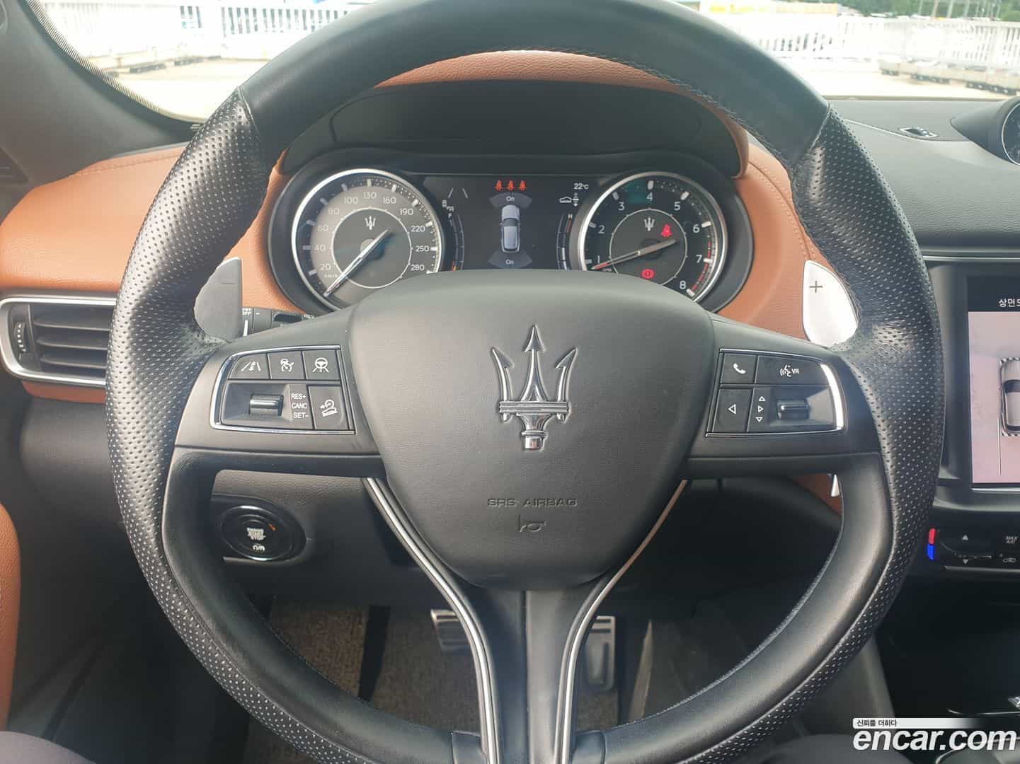 Levante Maserati 2022.4-OPTION-018