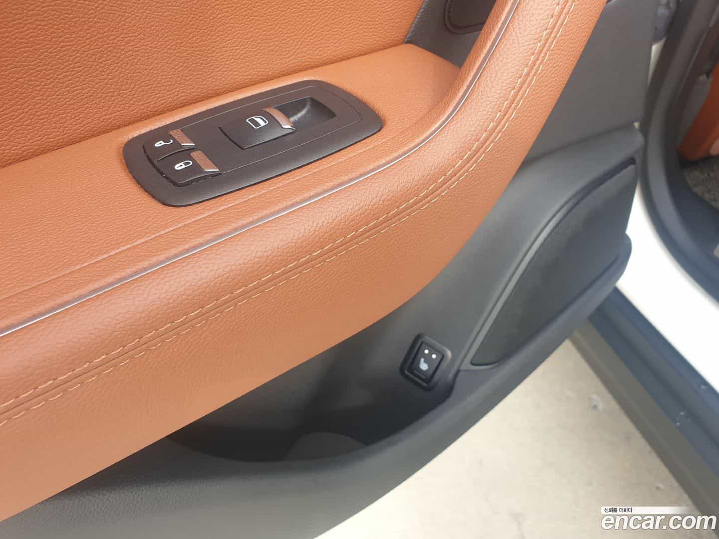 Levante Maserati 2022.4-OPTION-020