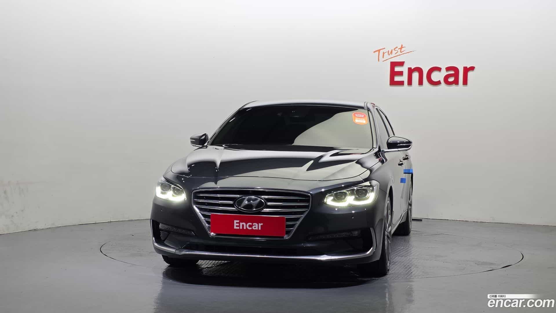 Grandeur Hyundai 2017.1-OUTER-003