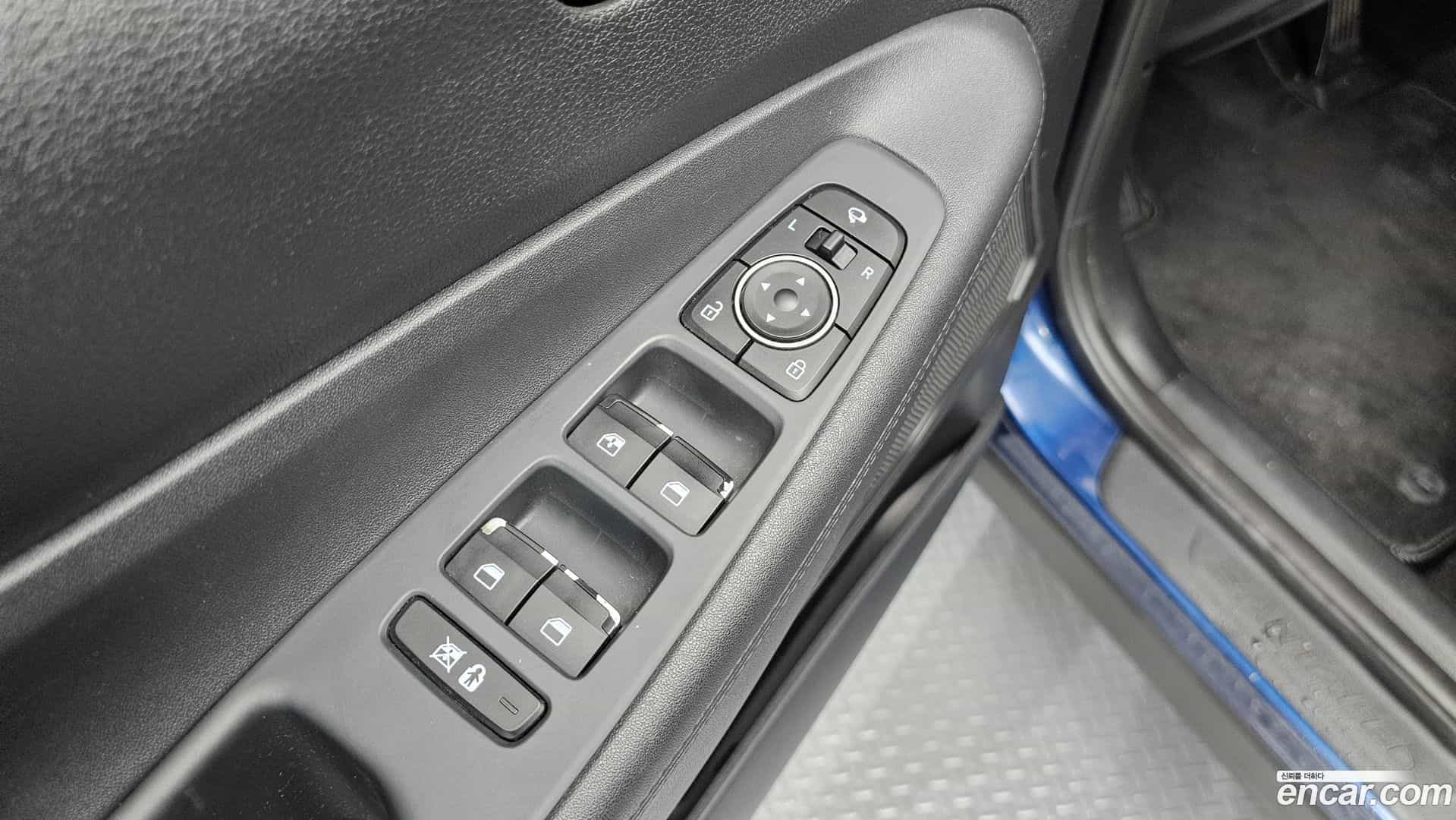 Santafe Hyundai 2018.4-OPTION-040