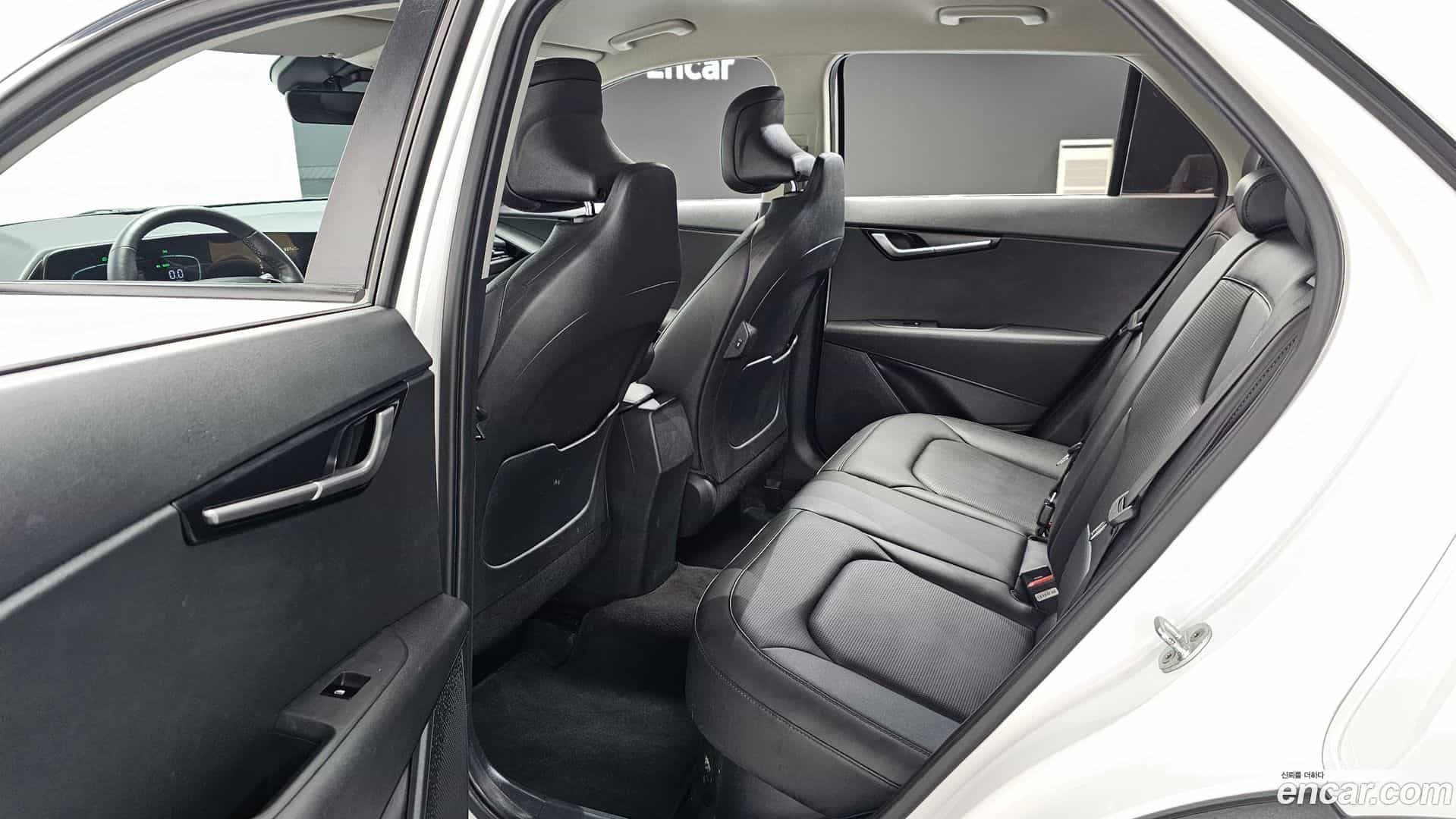 Niro Kia 2022.3-OPTION-015