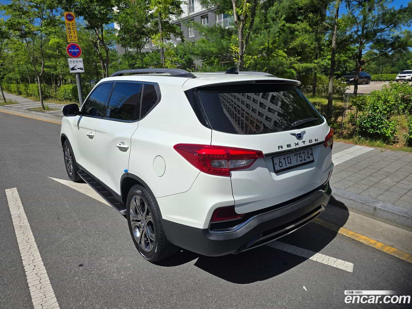 Rexton KG Mobility 2017.7-INNER-007