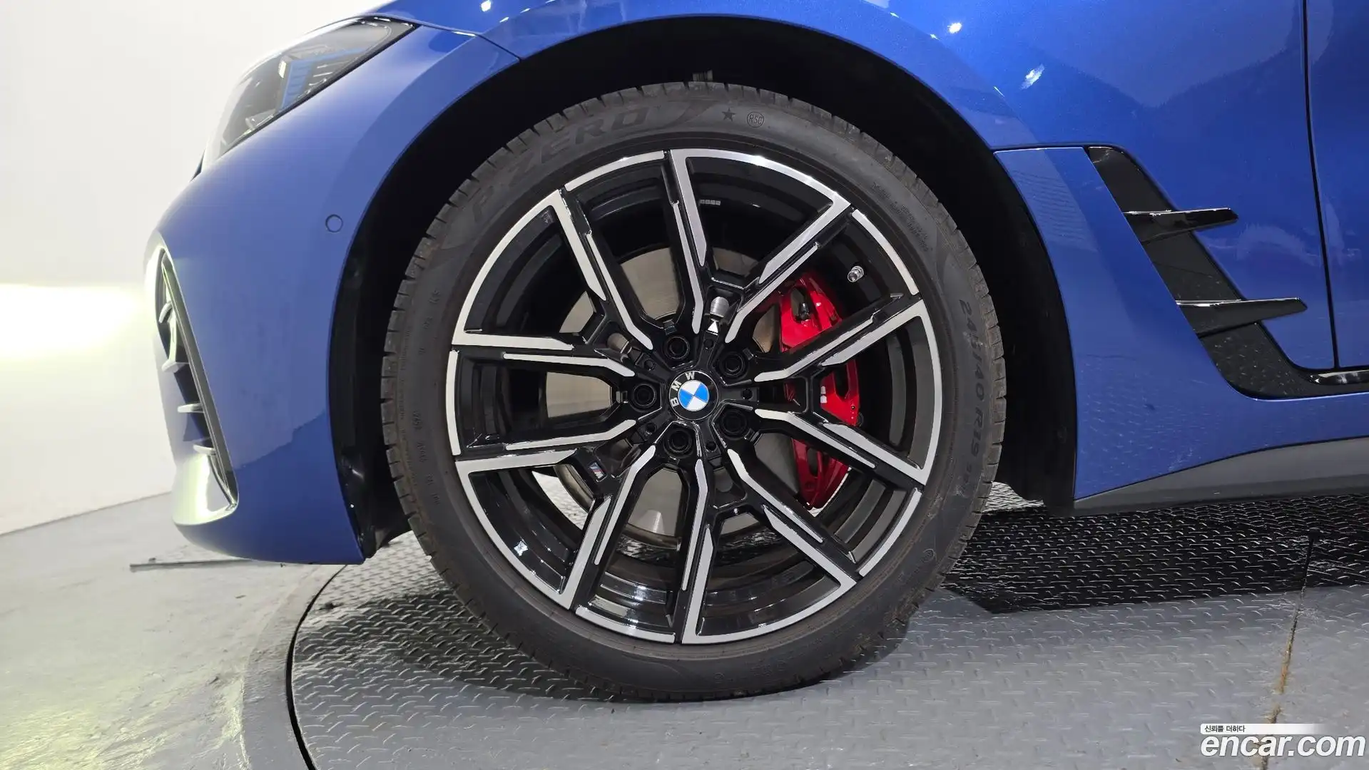 4-Series BMW 2025.5-OUTER-005