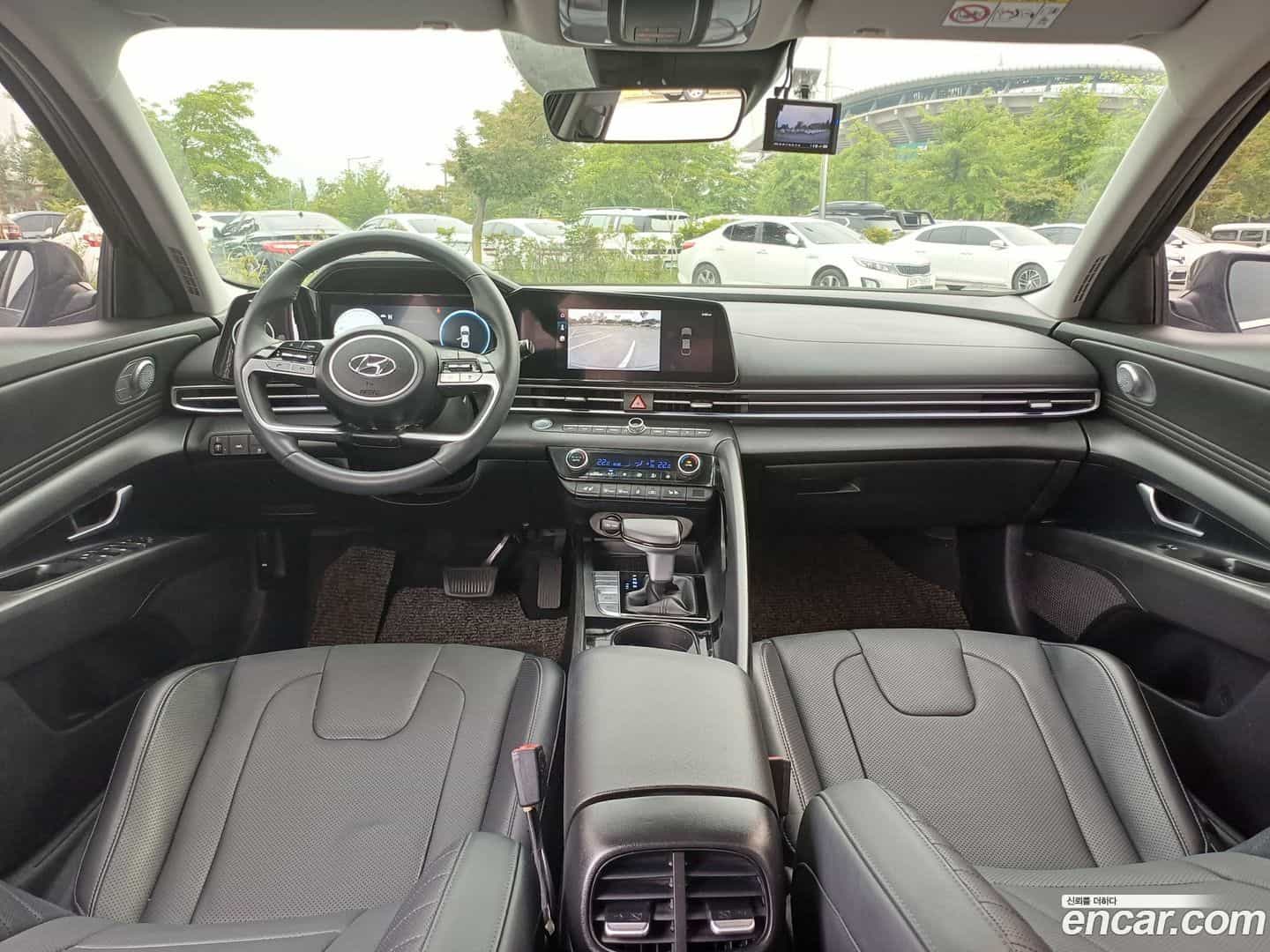 AVANTE Hyundai 2021.1-INNER-007