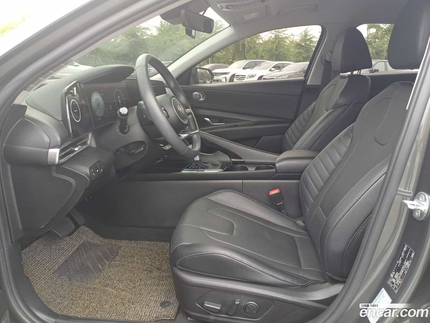 AVANTE Hyundai 2021.1-INNER-009