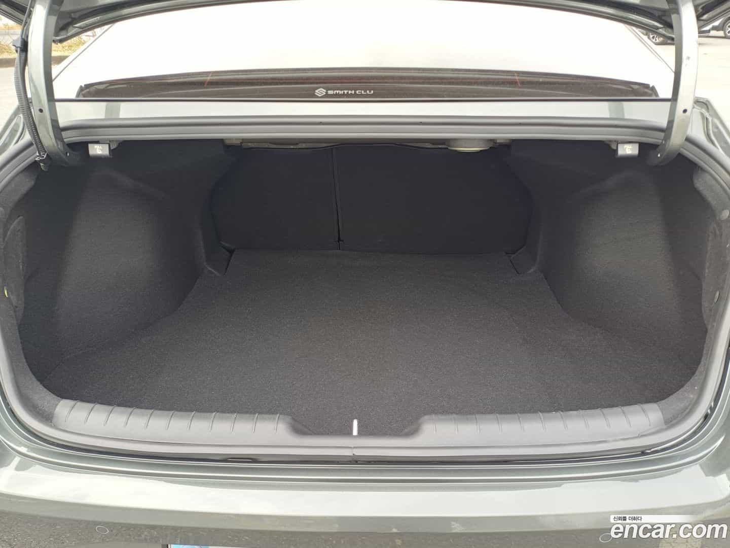 AVANTE Hyundai 2021.1-OPTION-023