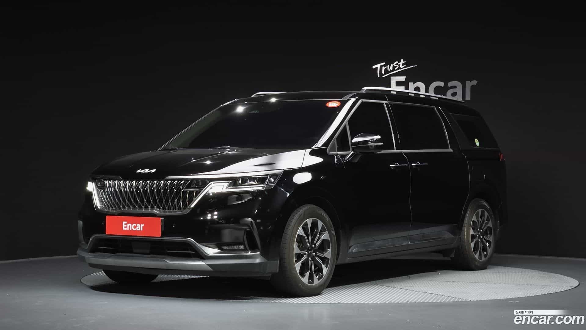 Canival Kia 2023.4-OUTER-001