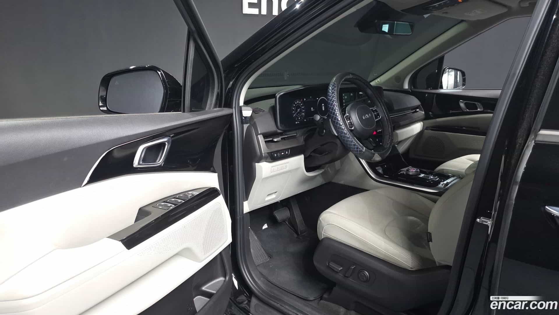 Canival Kia 2023.4-INNER-010