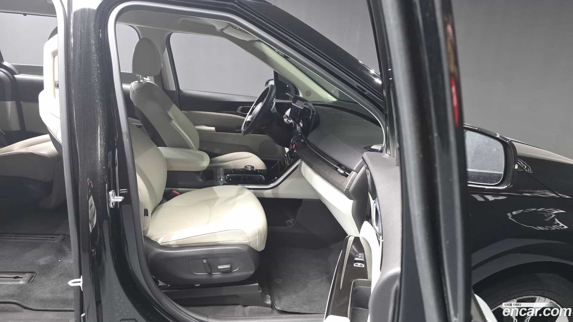 Canival Kia 2023.4-OPTION-015