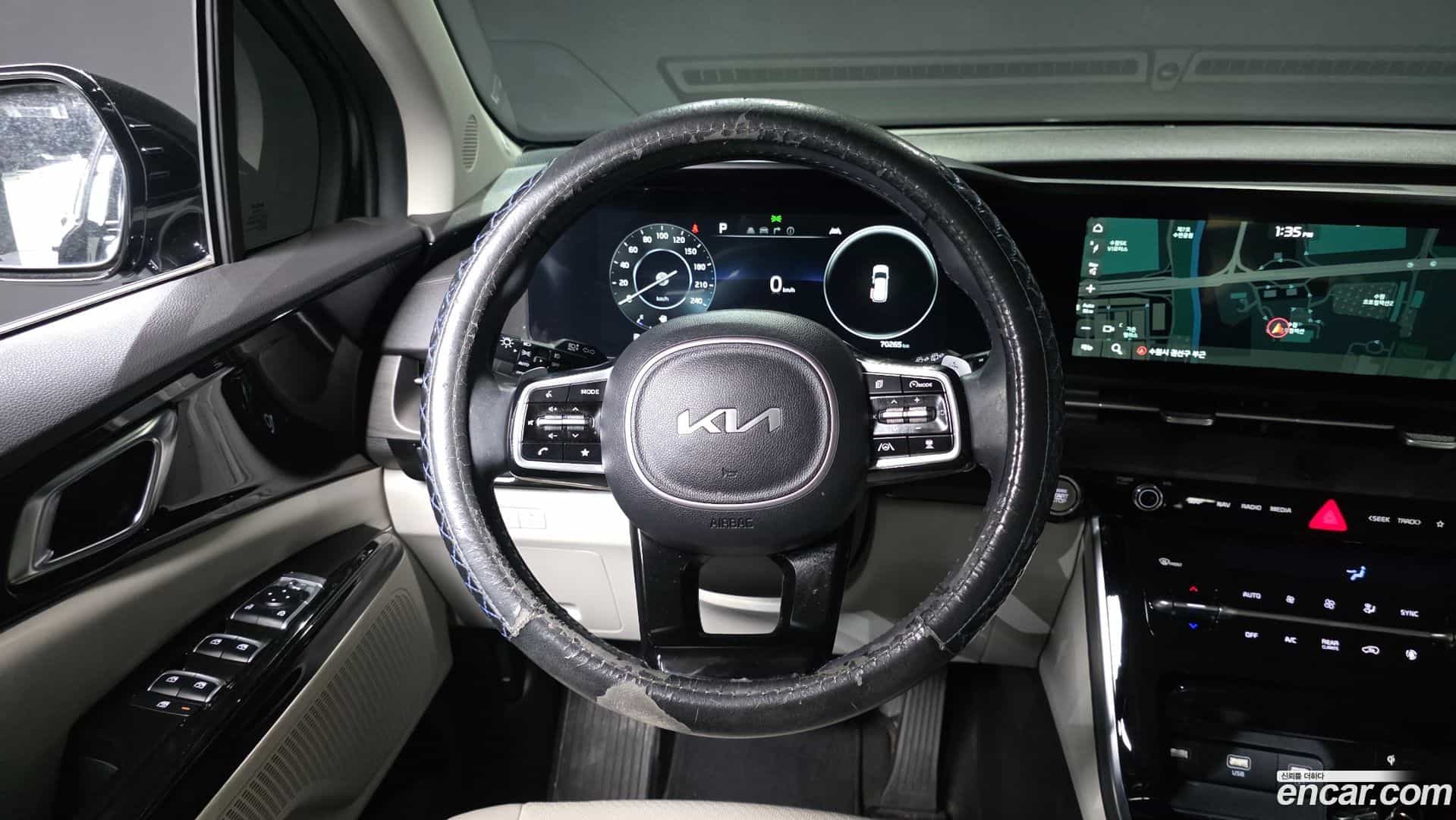 Canival Kia 2023.4-OPTION-017