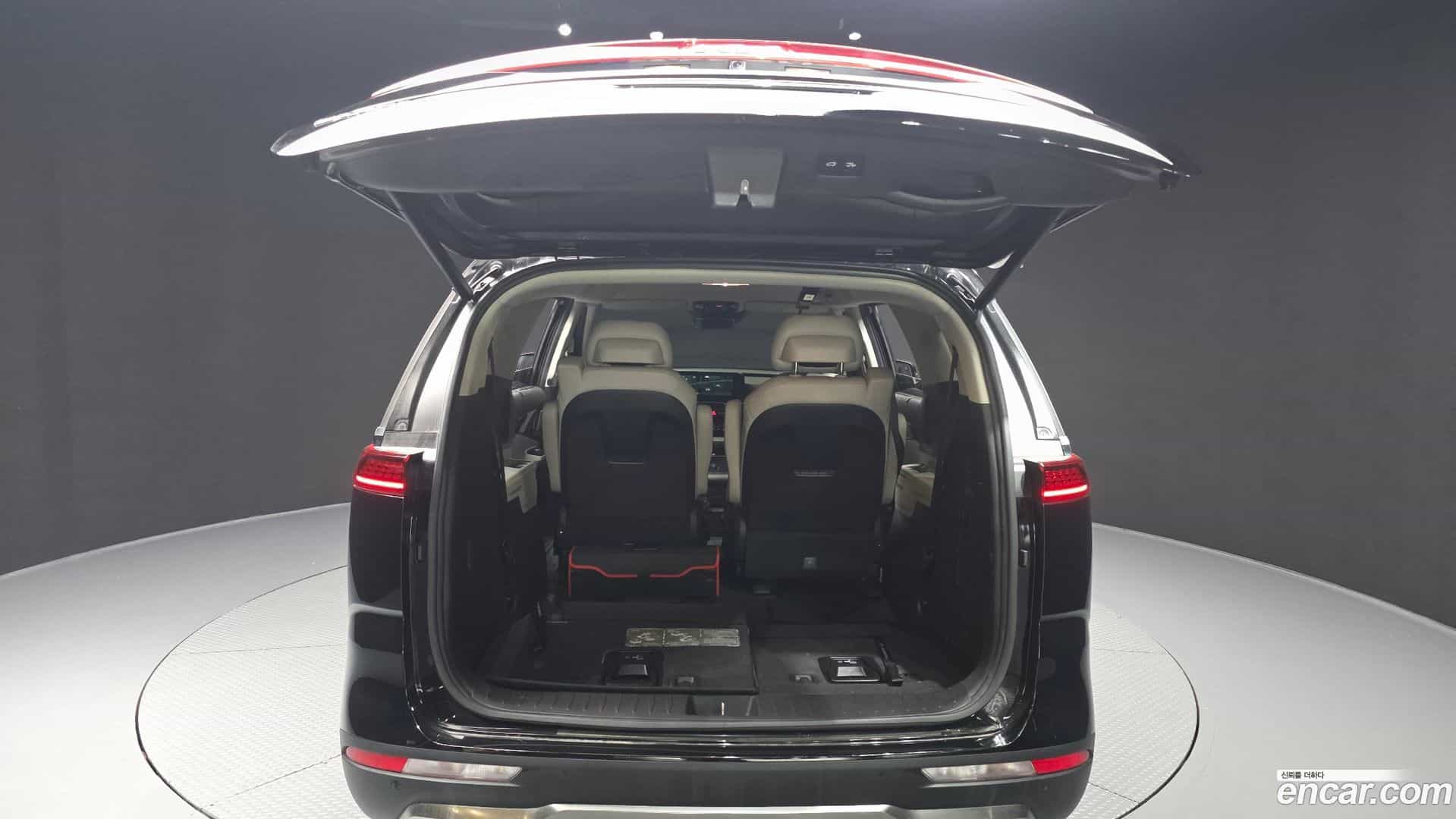 Canival Kia 2023.4-OPTION-024
