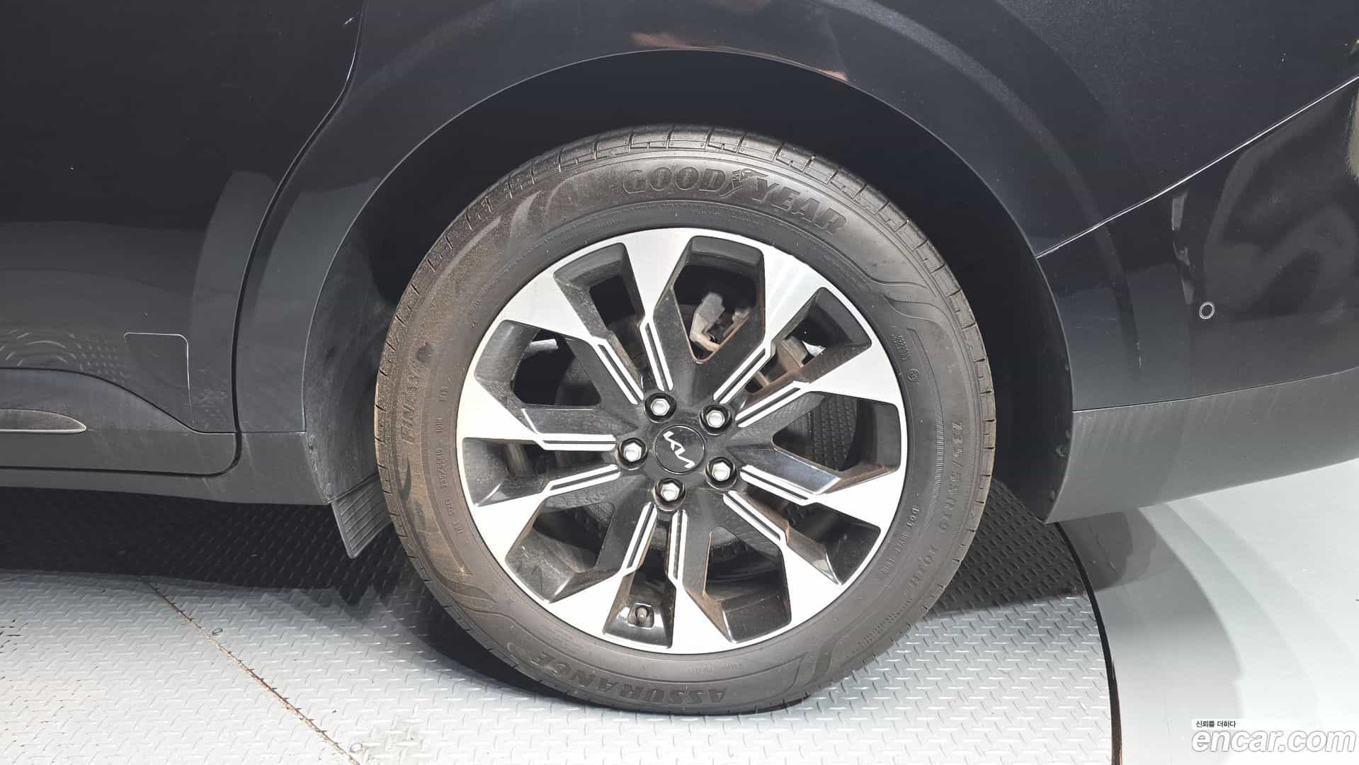 Canival Kia 2023.4-OUTER-031