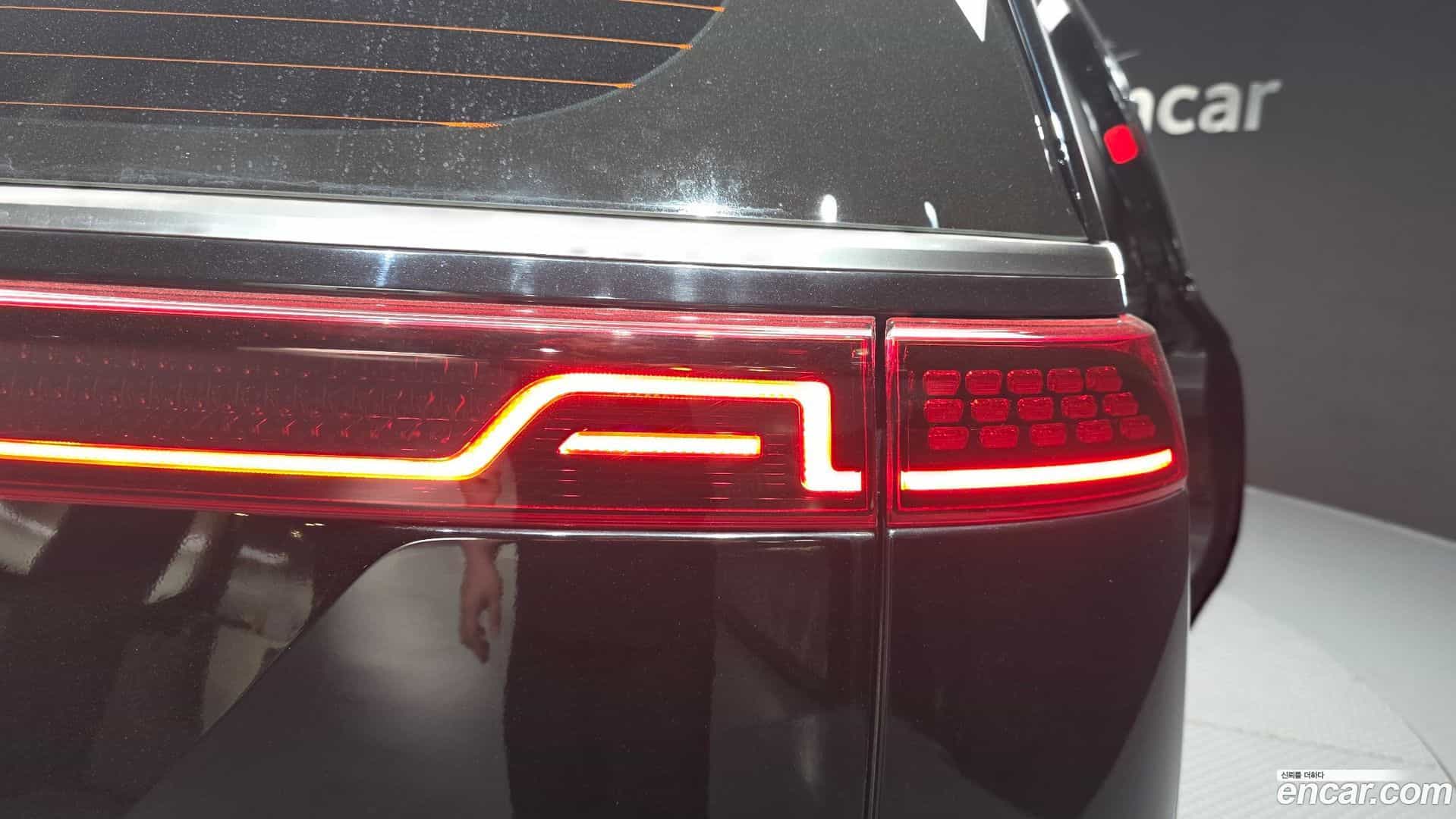 Canival Kia 2023.4-OUTER-033
