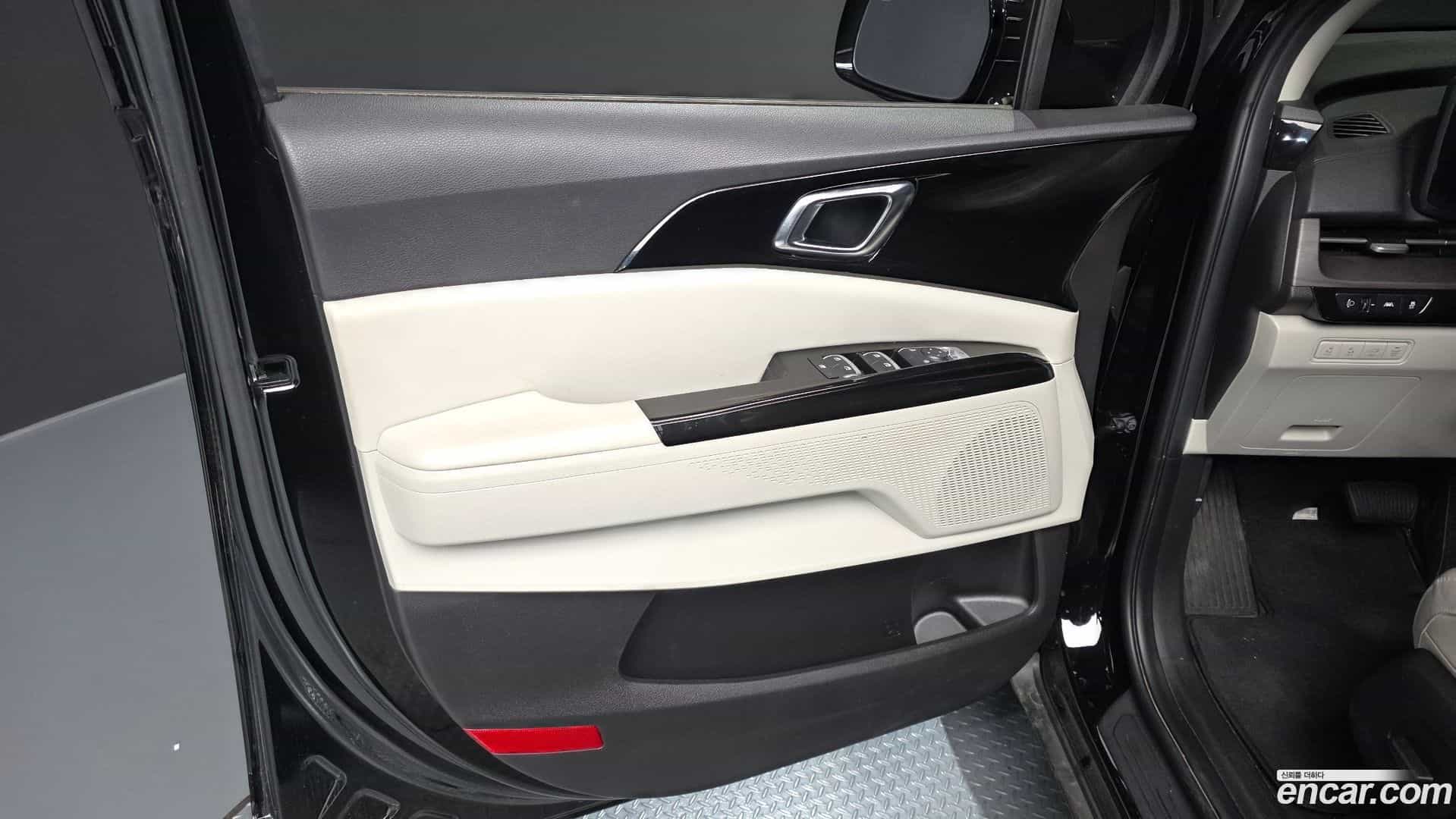 Canival Kia 2023.4-INNER-034