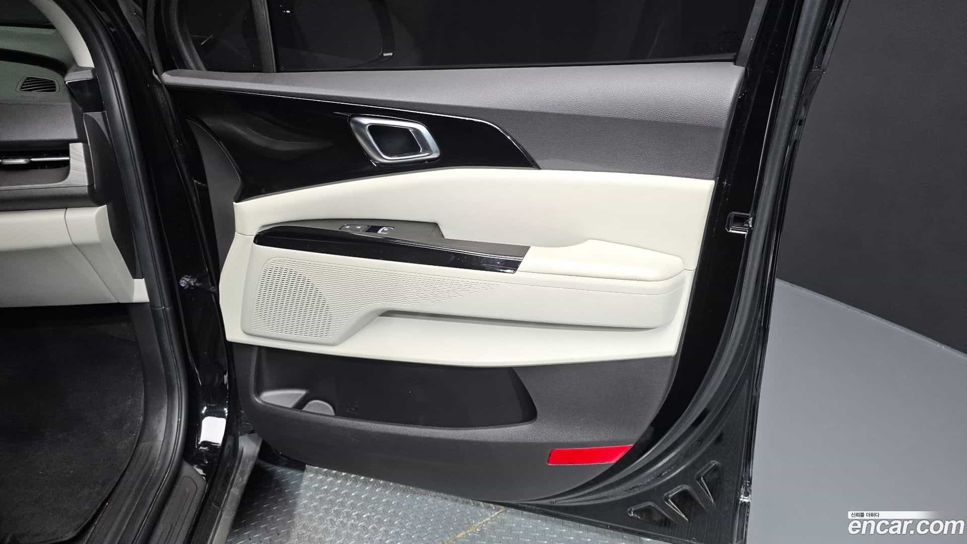 Canival Kia 2023.4-INNER-035
