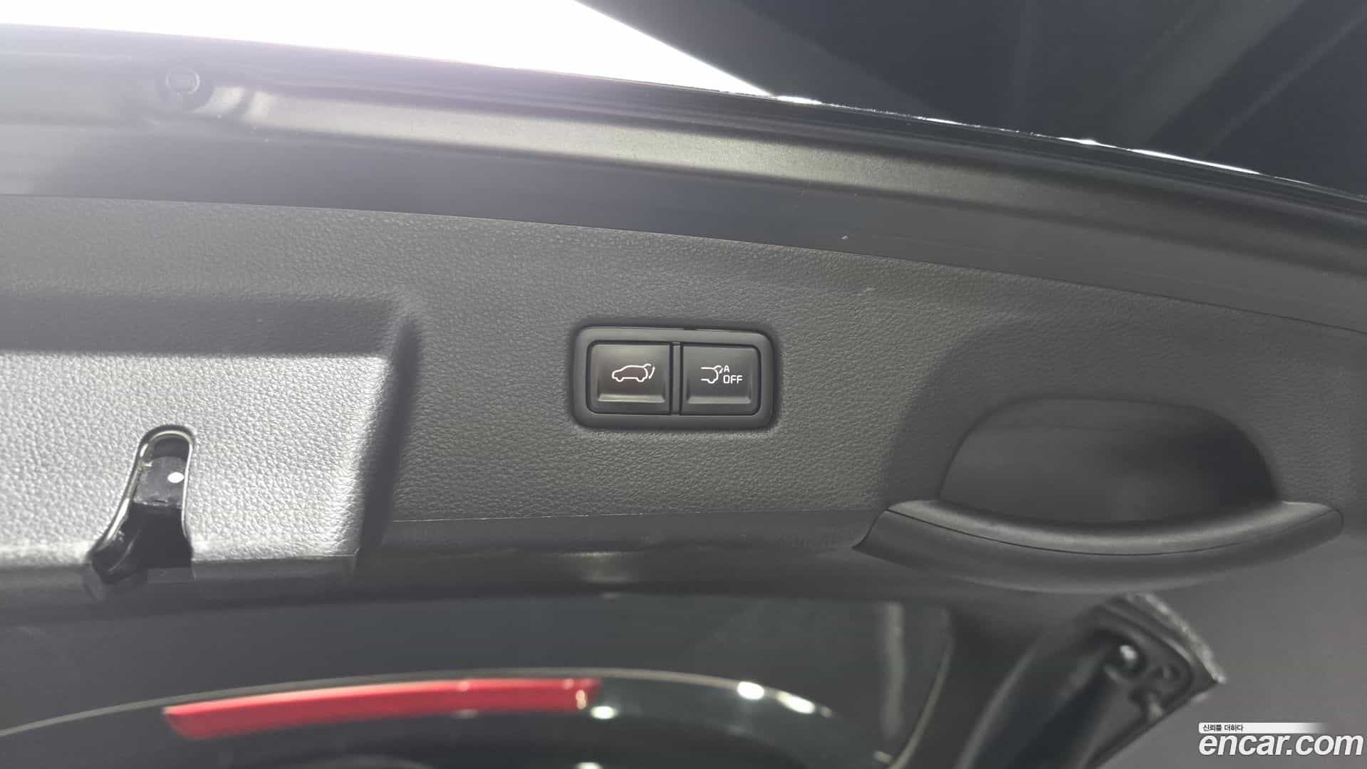 Canival Kia 2023.4-OPTION-048