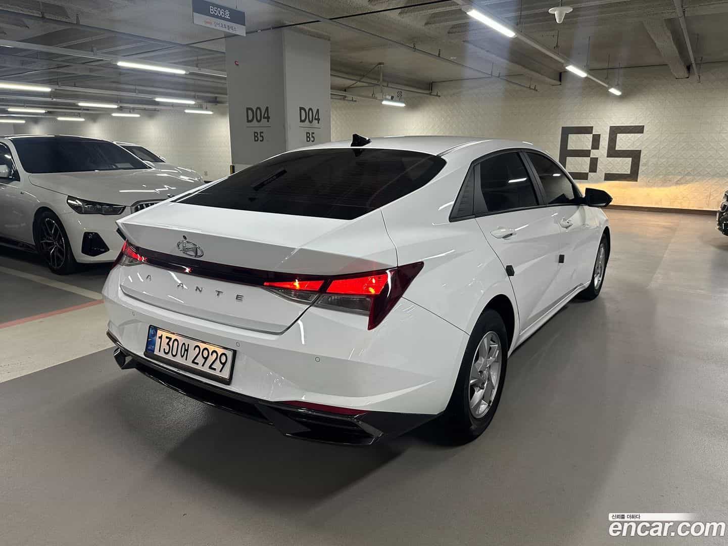 AVANTE Hyundai 2020.5-OUTER-005