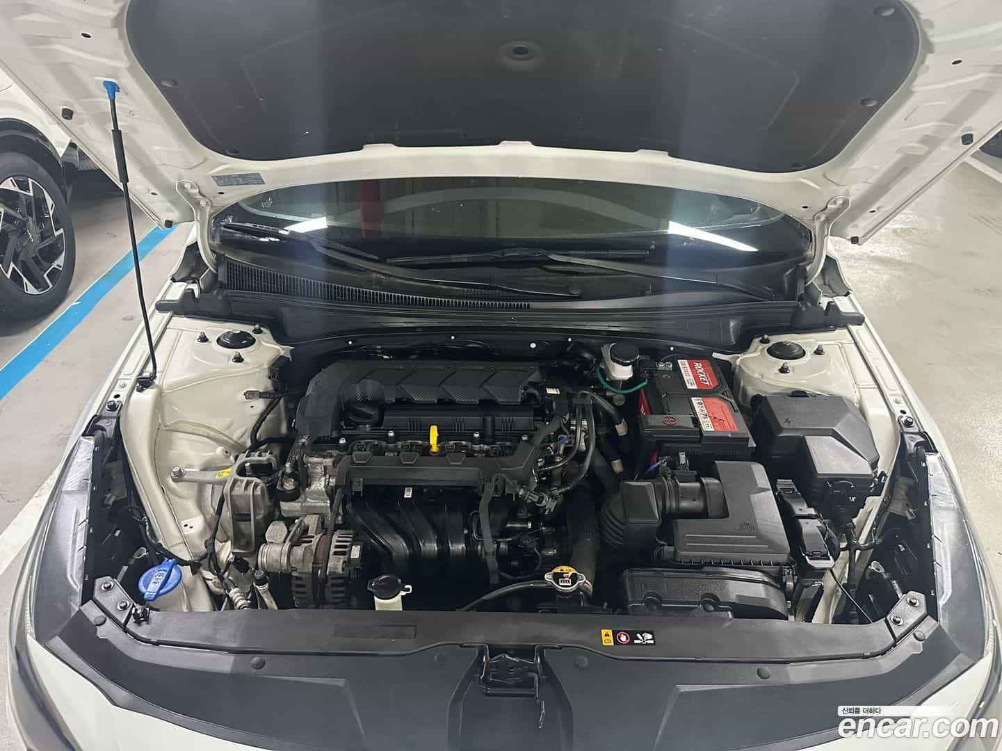 AVANTE Hyundai 2020.5-OUTER-006