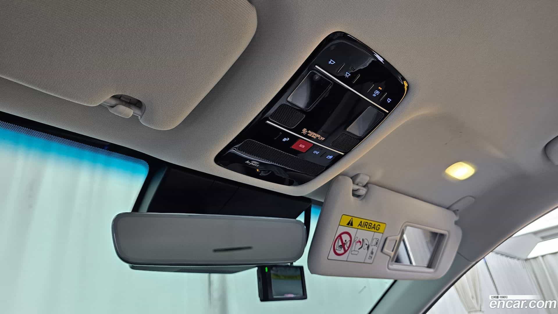 Grandeur Hyundai 2023.1-OPTION-021