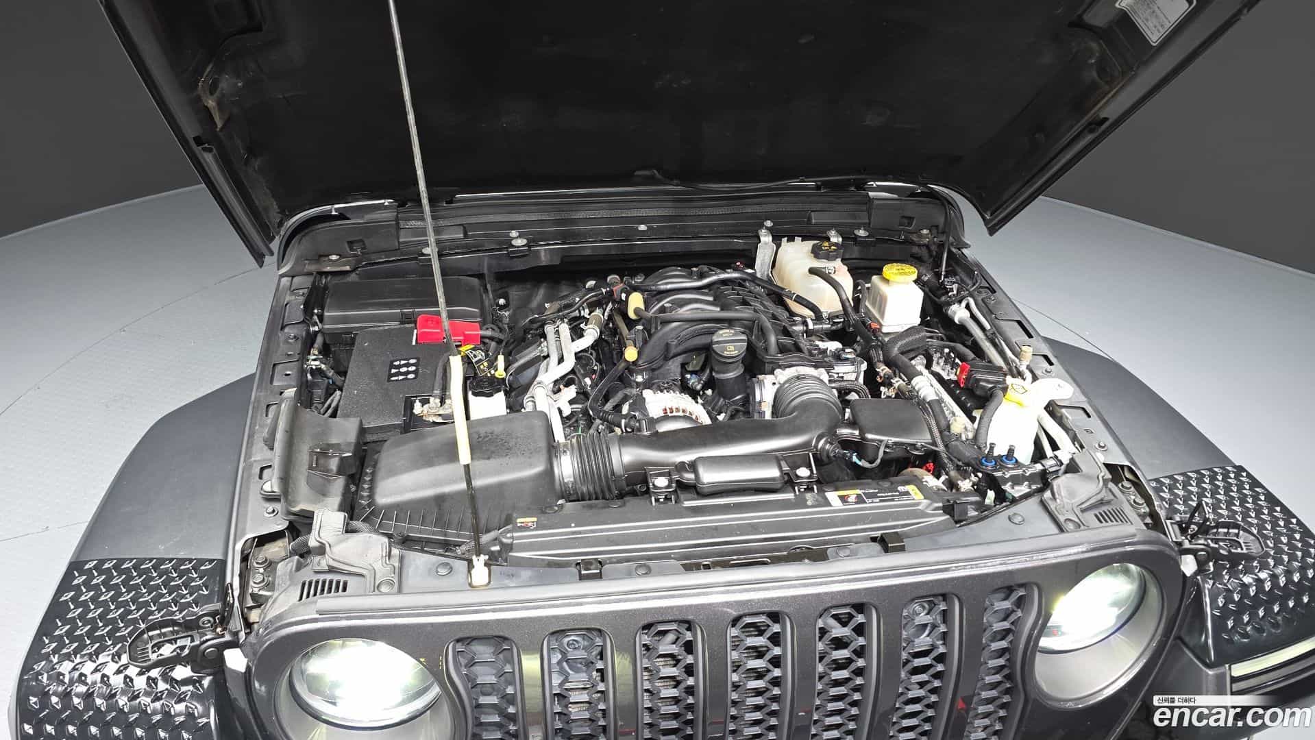 Gladiator Jeep 2022.11-OUTER-006