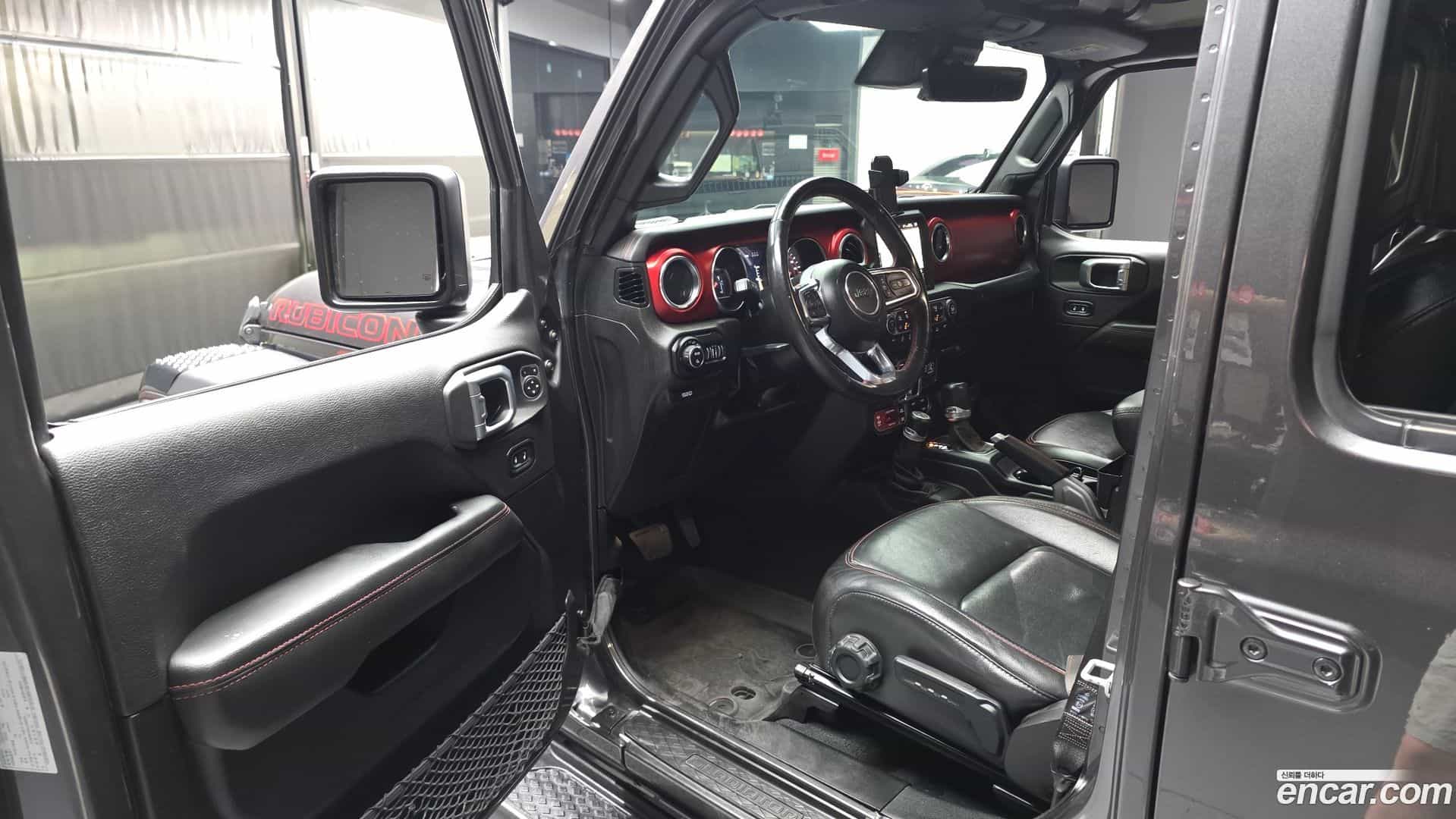 Gladiator Jeep 2022.11-INNER-010