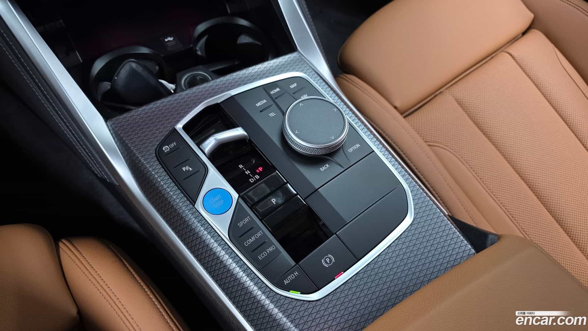i4 BMW 2025.7-INNER-009
