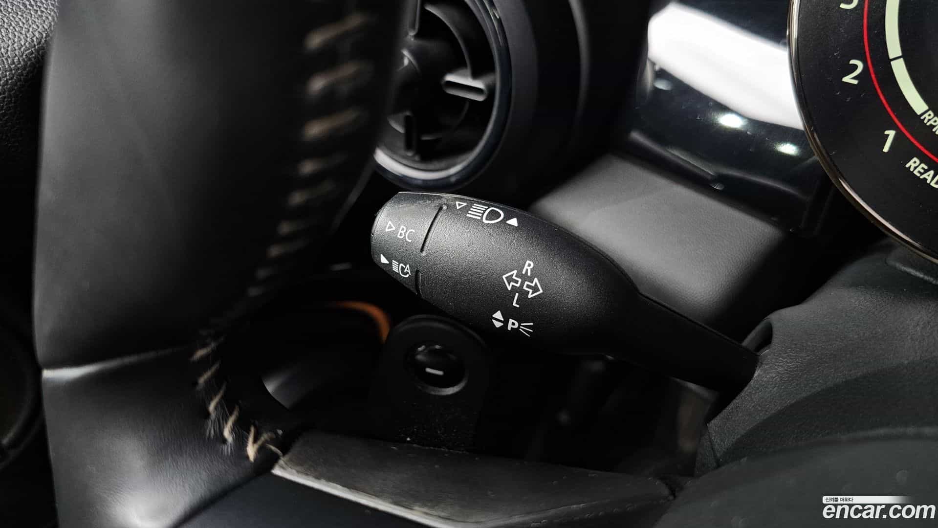 Cooper Mini 2021.6-OPTION-040