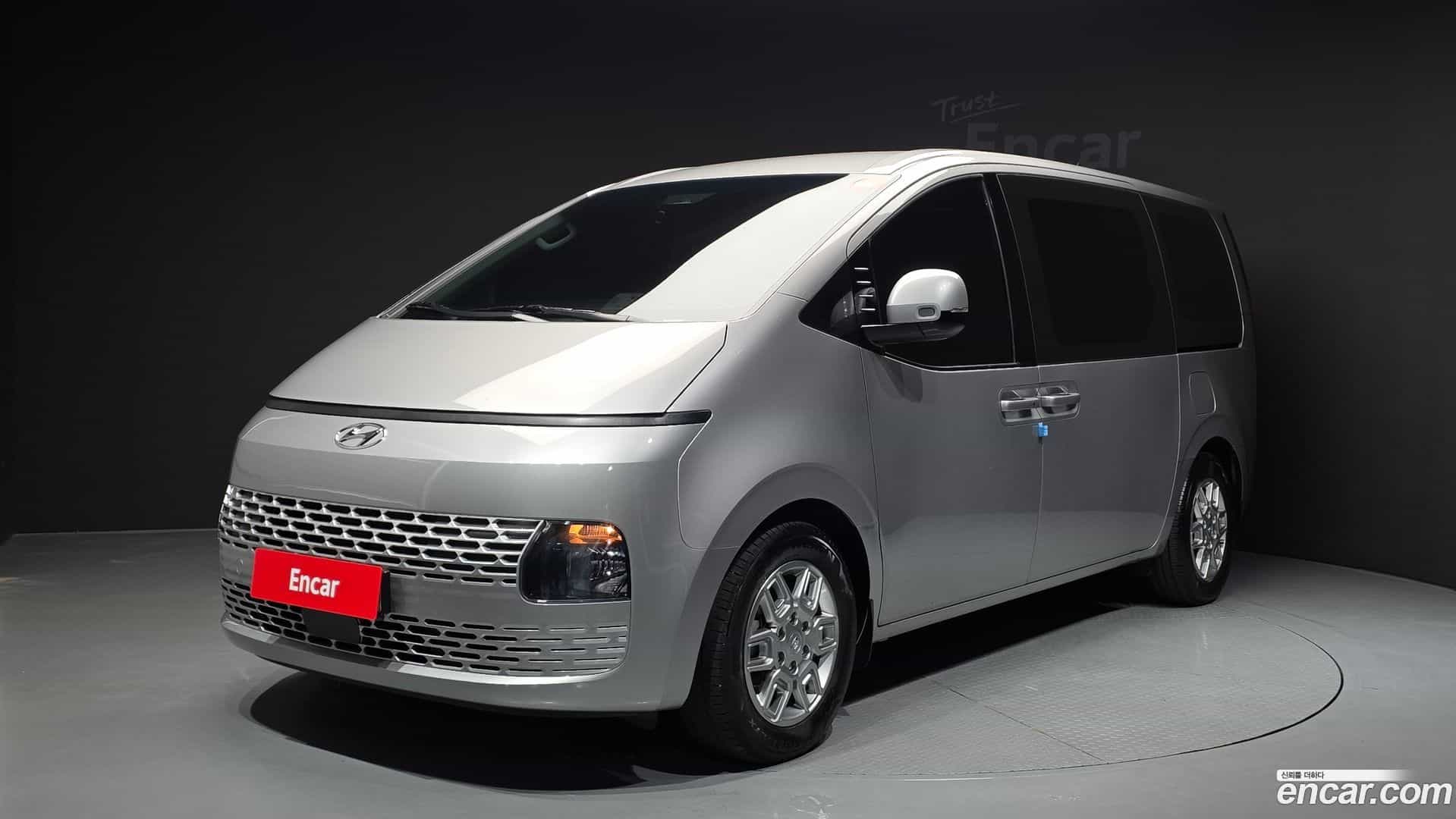 Staria Hyundai 2024.0-OUTER-001