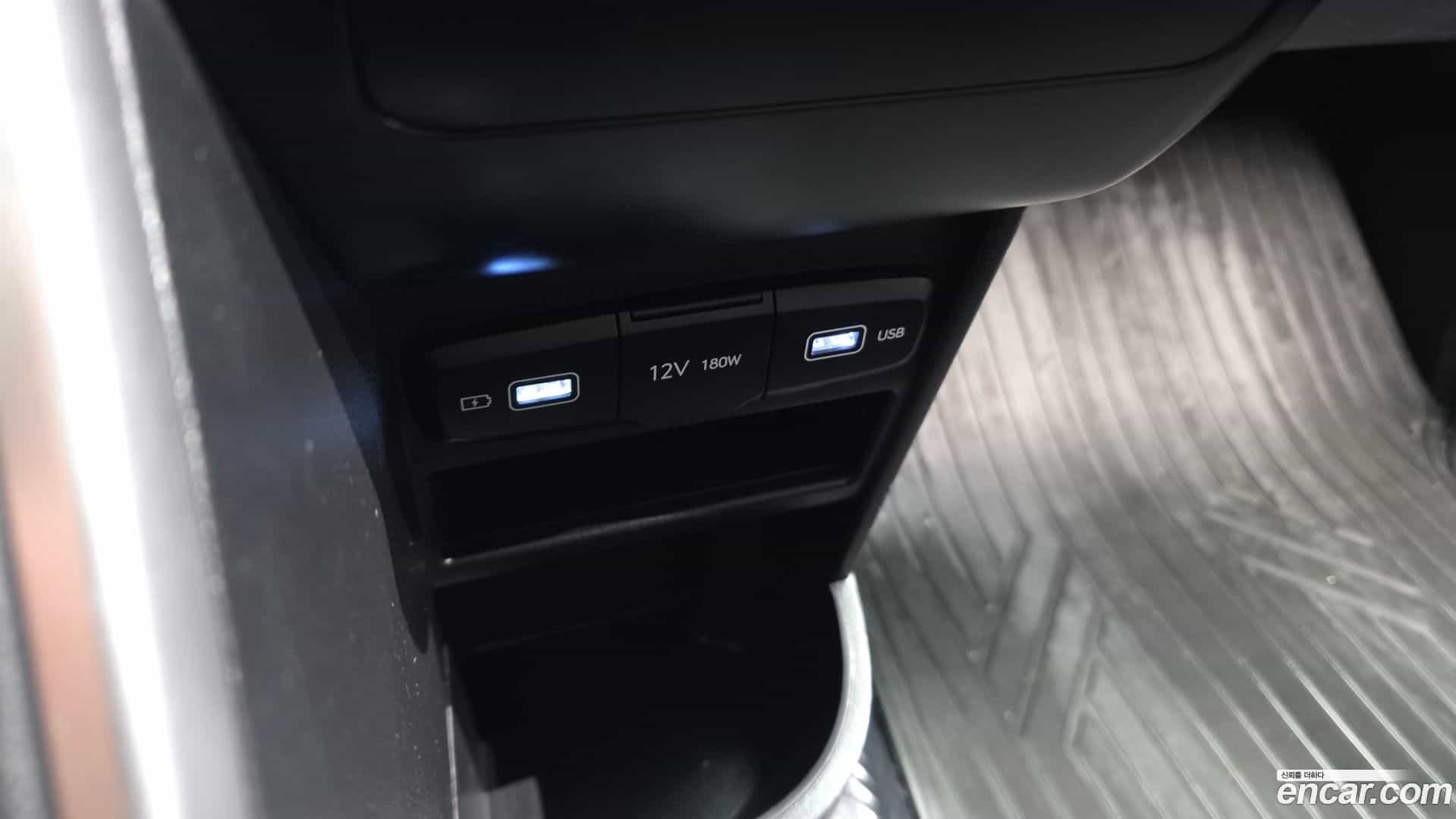 Staria Hyundai 2024.0-OPTION-021