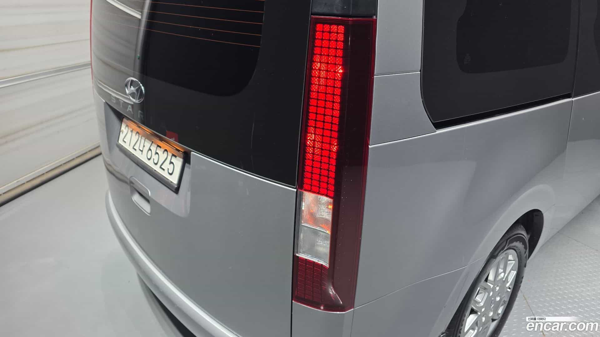 Staria Hyundai 2024.0-OUTER-033
