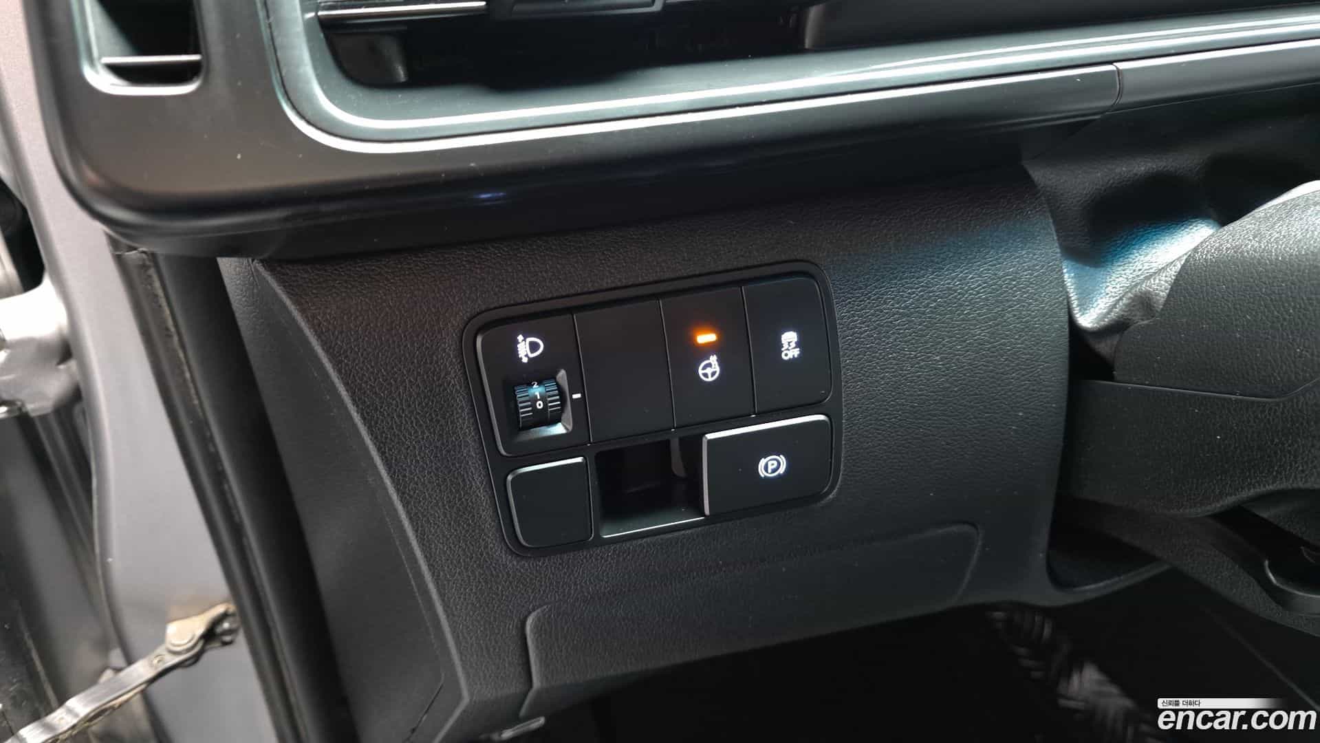 Staria Hyundai 2024.0-OPTION-040