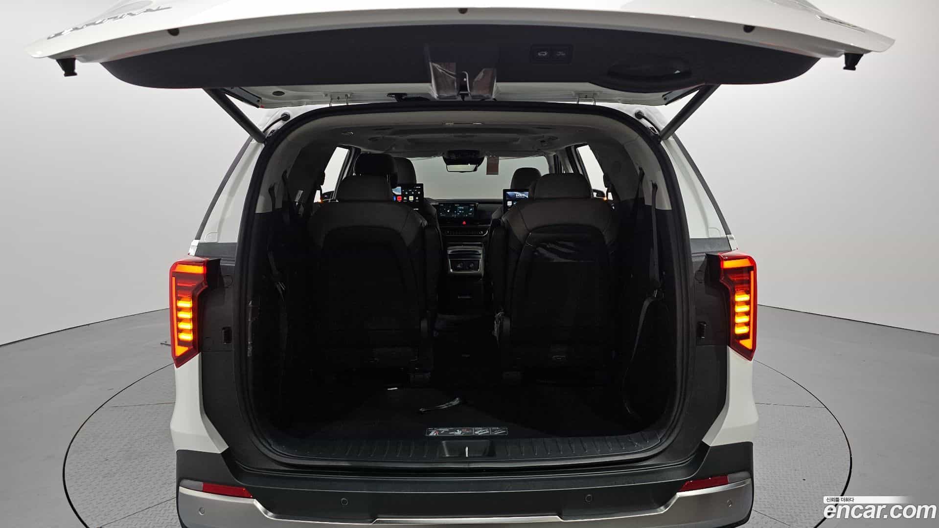 Canival Kia 2024.4-OPTION-024