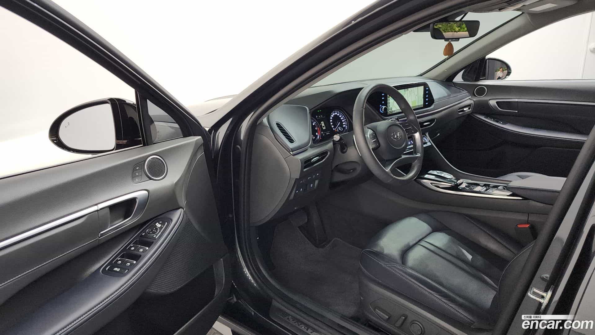 Sonata Hyundai 2021.6-INNER-010