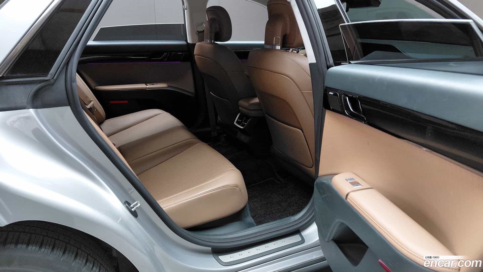 Grandeur Hyundai 2023.5-OPTION-015