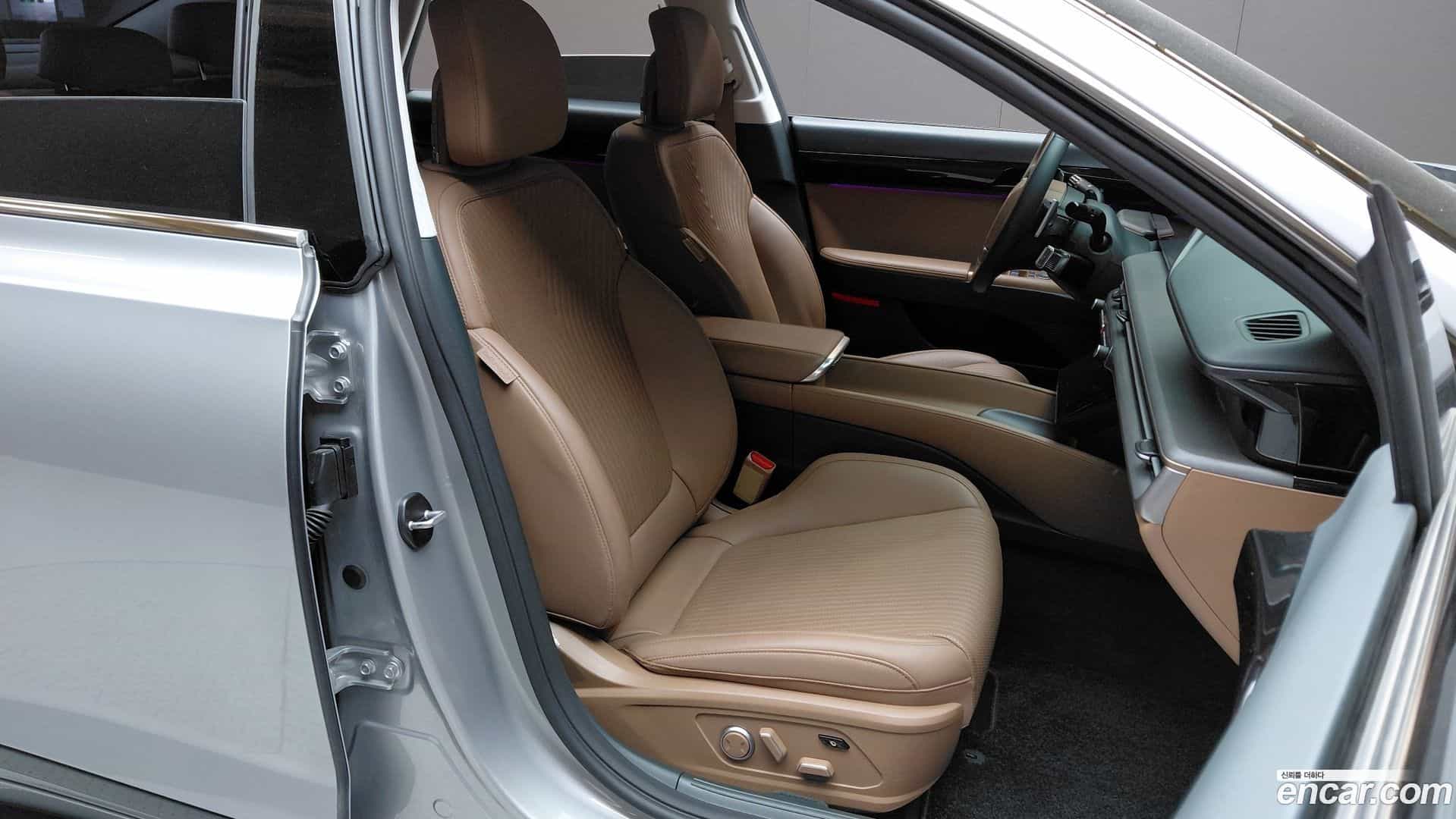 Grandeur Hyundai 2023.5-INNER-036