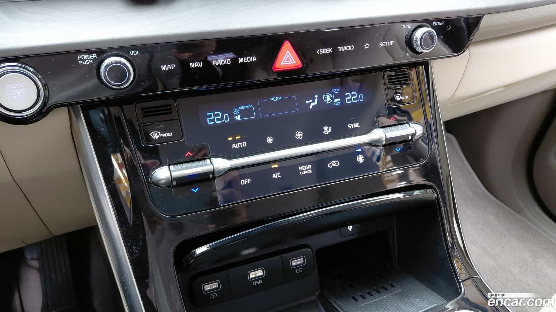Canival Kia 2022.7-OPTION-019