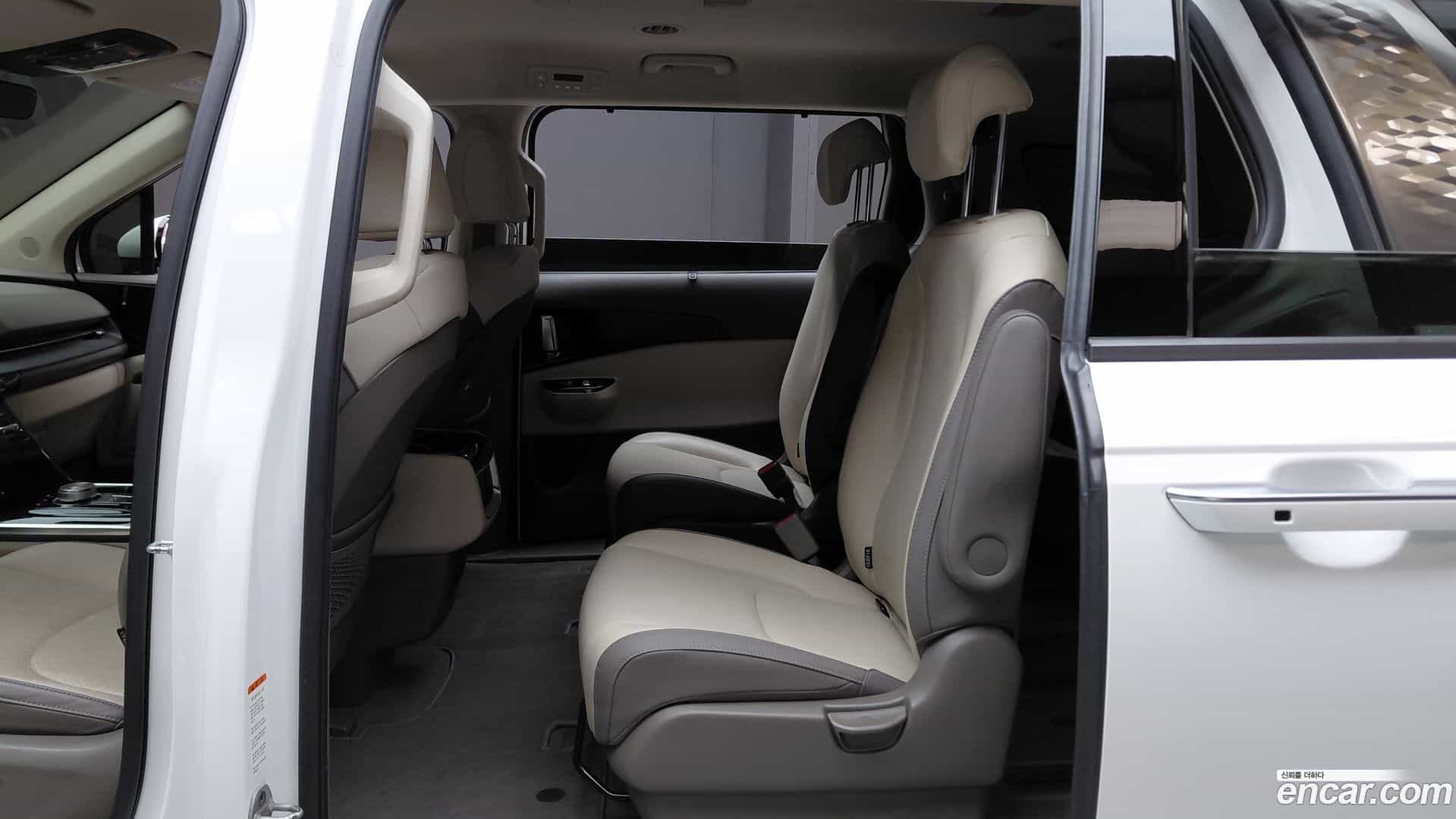 Canival Kia 2022.7-OPTION-040